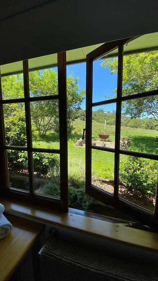 Magnolia Cottage - Relax, Breathe And Reconnect Maleny 0*,  Australia